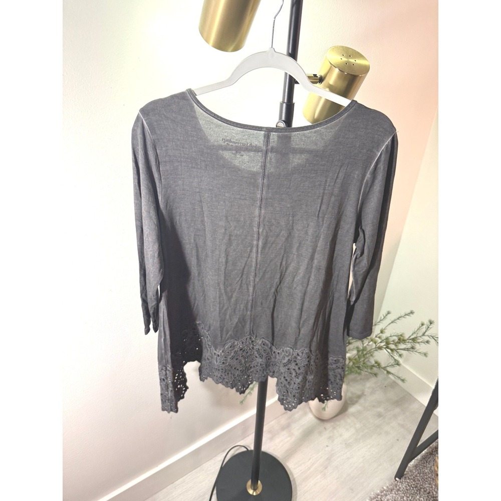 Soft Surroundings floral hem embroidered 3/4 sm cotton comfort scoop tee boho ec